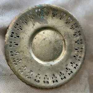 Vintage Brass Plate Decor With Beautiful Engravings Around 9” Around